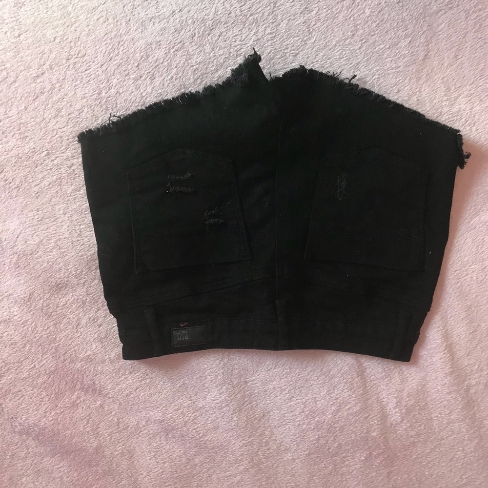 Tilly’s Ripped Shorts 7 - Picture 2 of 4